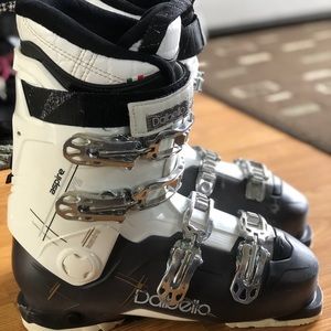 Diabello ski boots size 9 (26.5)